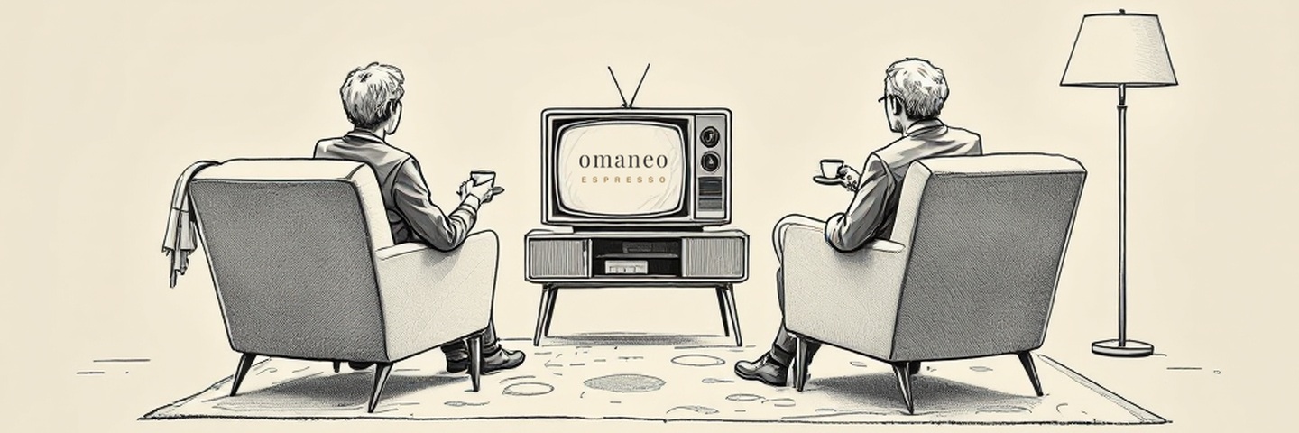 Dibujo a lápiz: una pareja sentada en dos sillones con tazas de espresso delante de un viejo televisor